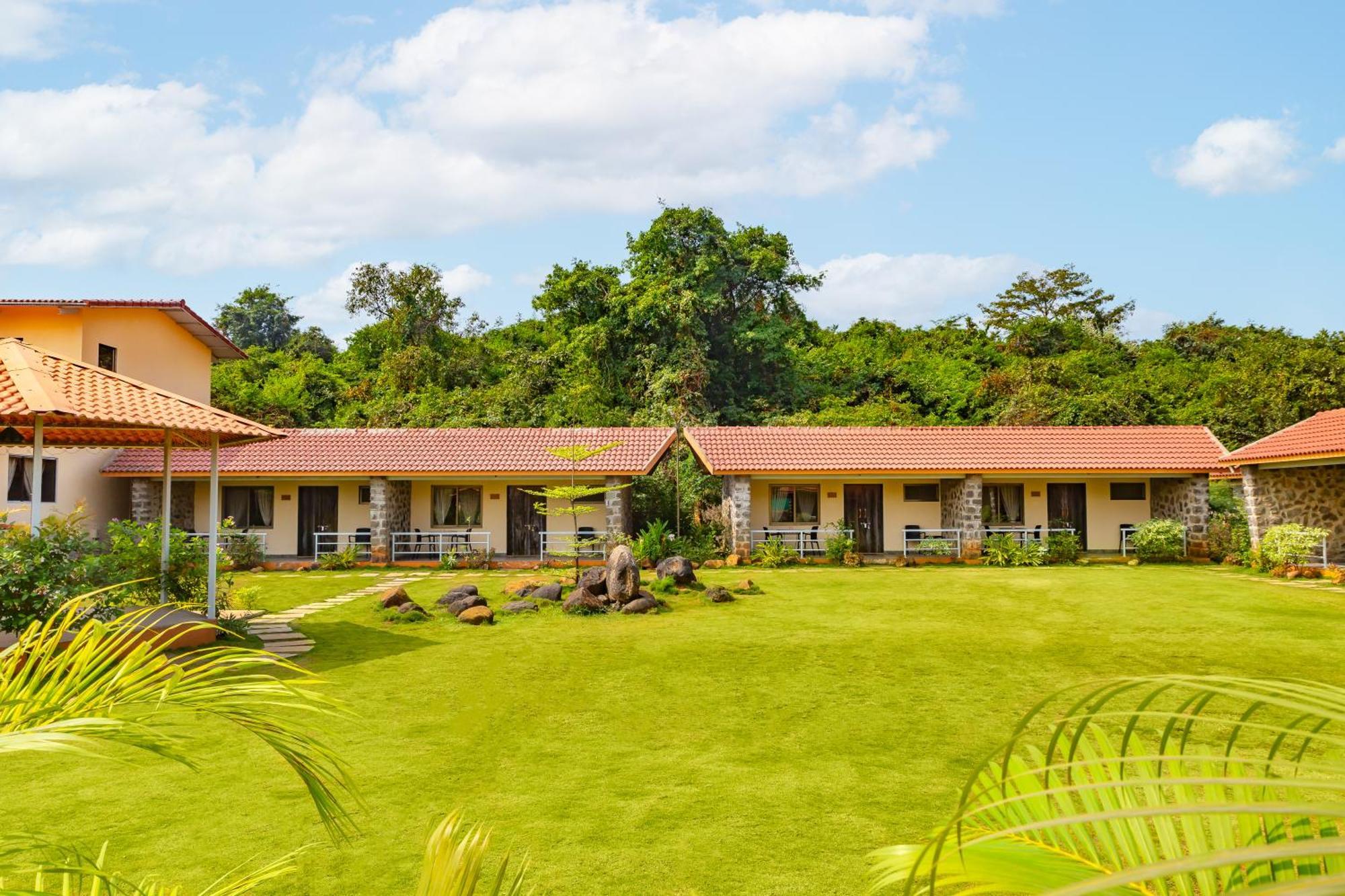 Casa Amora Lonavala Dış mekan fotoğraf